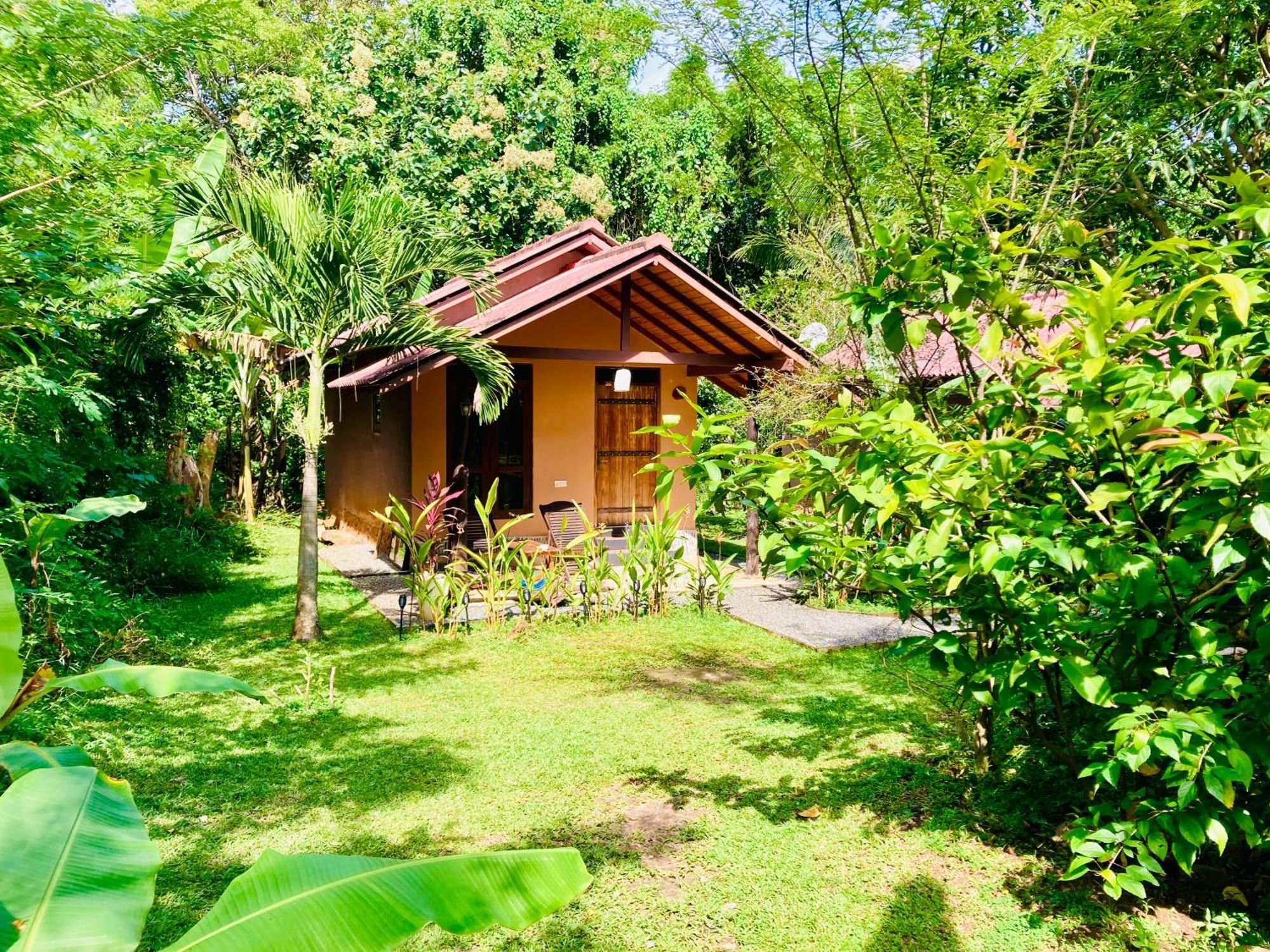 Suncity Privacy Cottages Udawalawe Eksteriør bilde