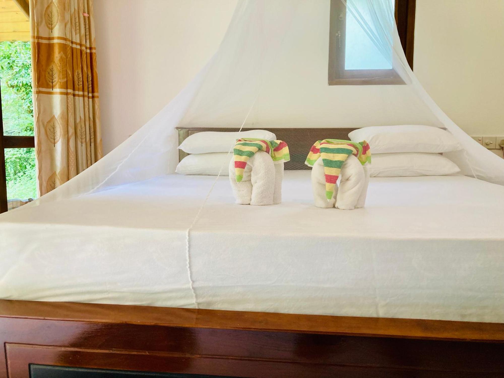 Suncity Privacy Cottages Udawalawe Eksteriør bilde